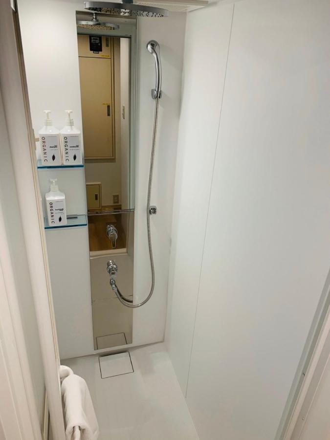 Wellstay Honmachi Osaka Bagian luar foto